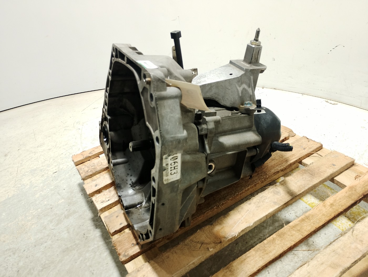CAMBIO MANUAL NISSAN MARCH SV 1.6 2012/13 - 3201000Q9E - 