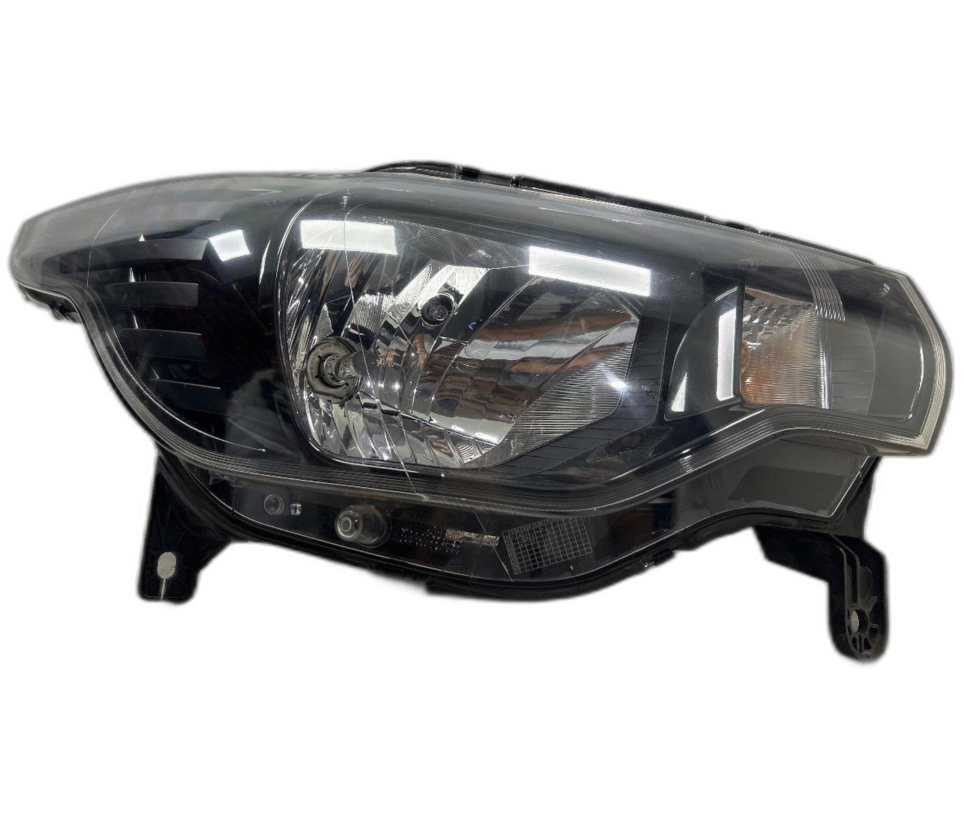 FAROL DIREITO - 52176009 - 