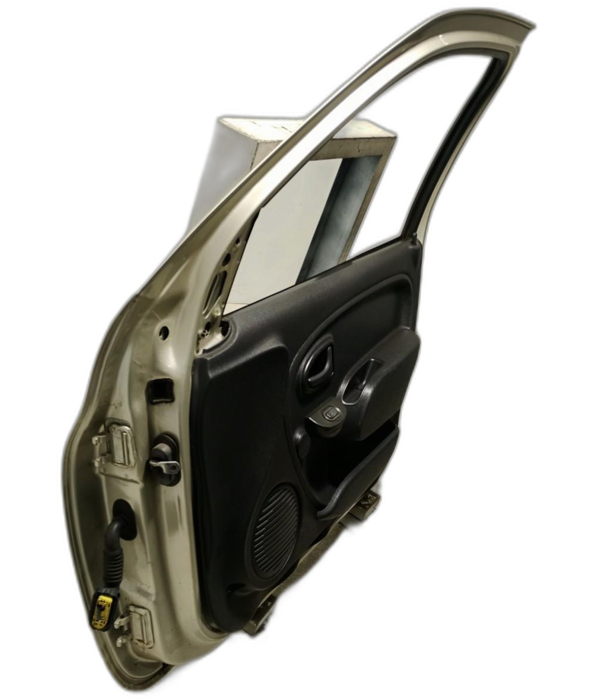 PORTA DIANTEIRA DIREITA RENAULT CLIO RN/ALIZÉ 1.0 12/13 - 801007784R - 