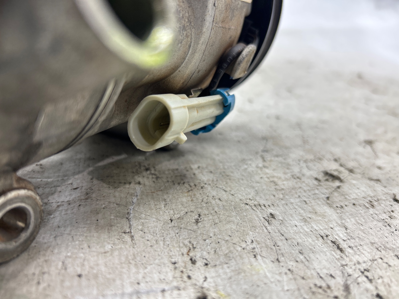 COMPRESSOR AR-CONDICIONADO FIAT UNO WAY 1.4 EVO 2016/16 - ST52240398 - 