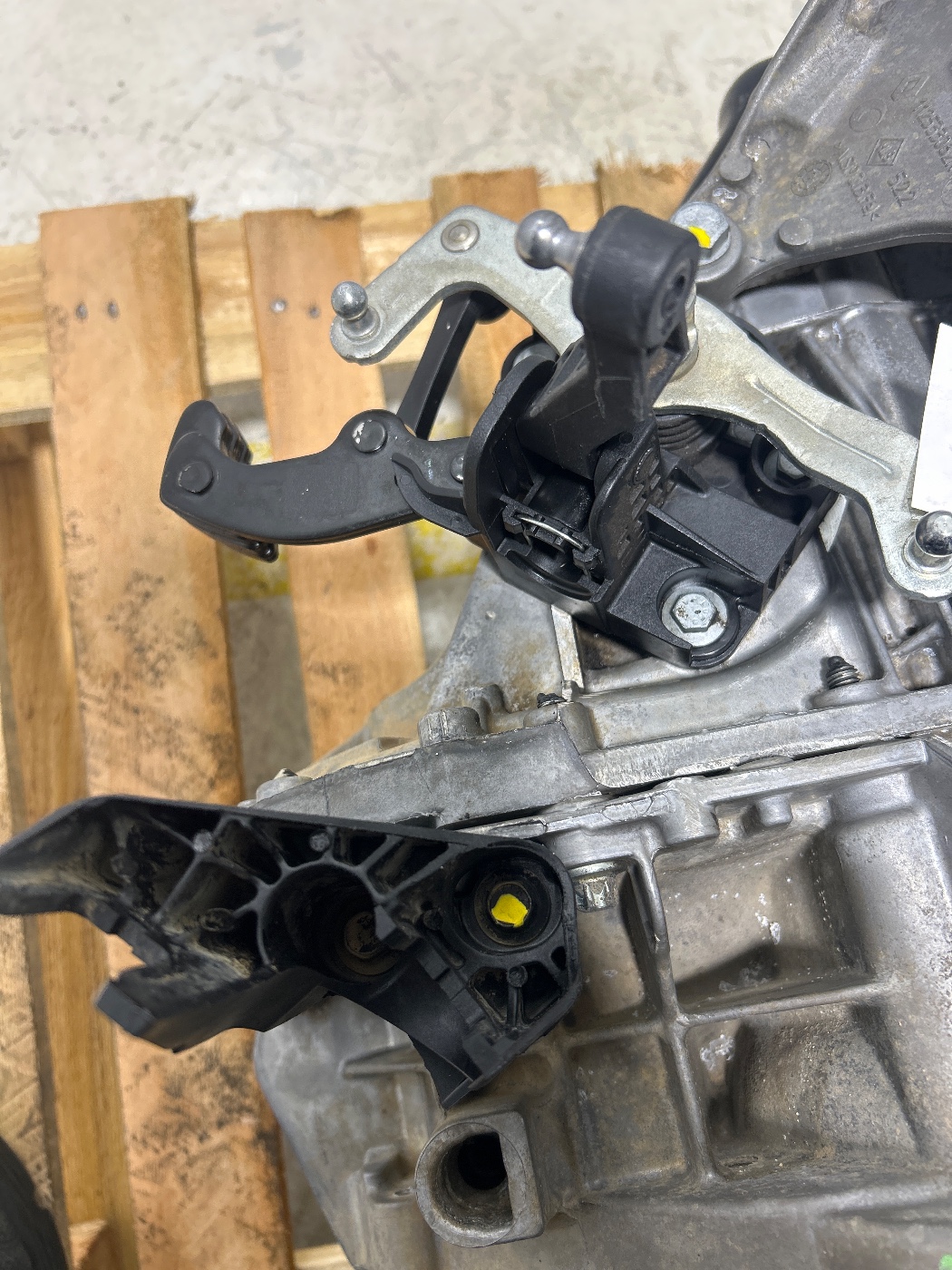 CÂMBIO MANUAL RENAULT DUSTER OROCH DYNA. 1.6 FLEX 2021/2022 - 320106969R - 