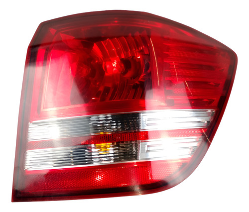 Lanterna Traseira Direita Dodge Journey Sxt 2010 - 05067784AD - 